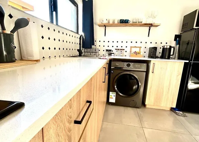 Apartment Close To Menlyn Maine