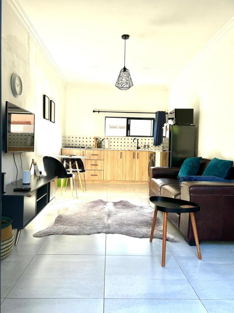 Close To Menlyn Maine * Pretoria-Noord